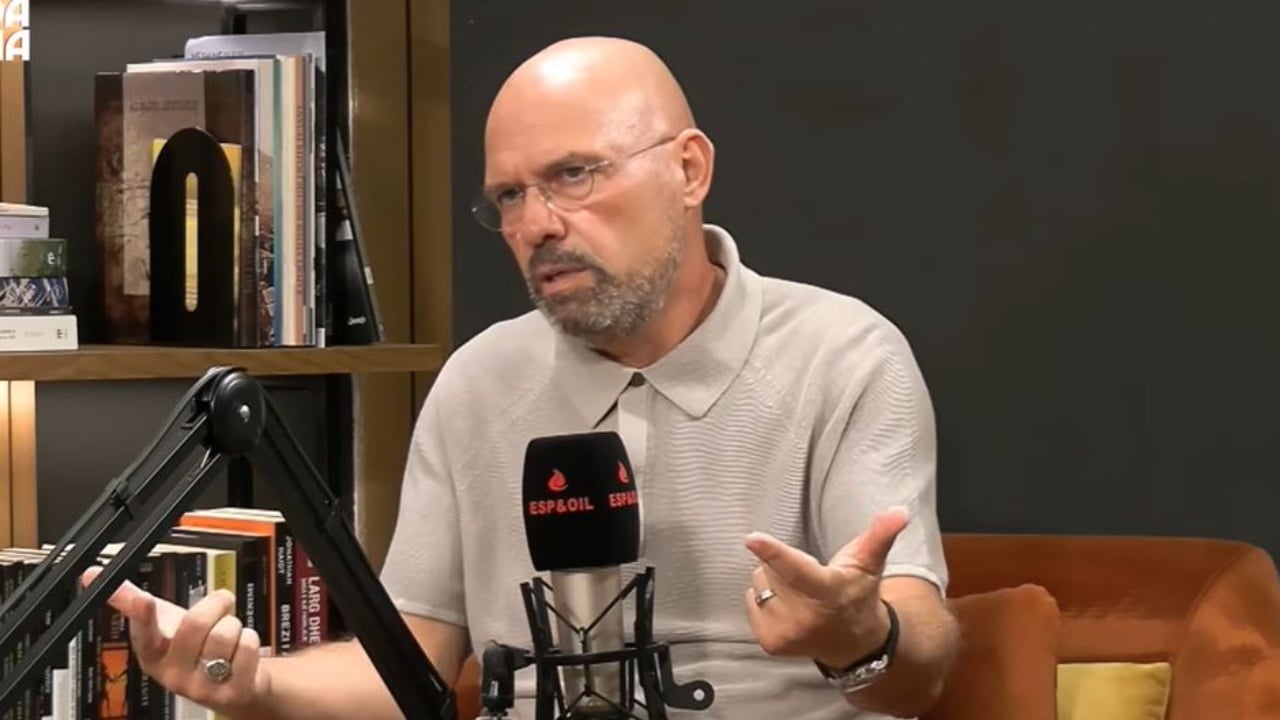 Manjani sulmon protestën në Bulevard: “Populli fle gjumë”, turmat i quan imponim
