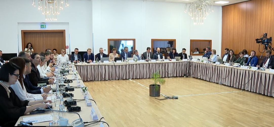 Reforma zgjedhore në tryezë, KQZ kërkon kufij të qartë për shtetin në zgjedhje