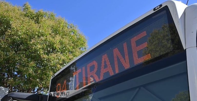 Nafta 214 lekë/litër, transporti publik kërkon sërish subvencion nga qeveria