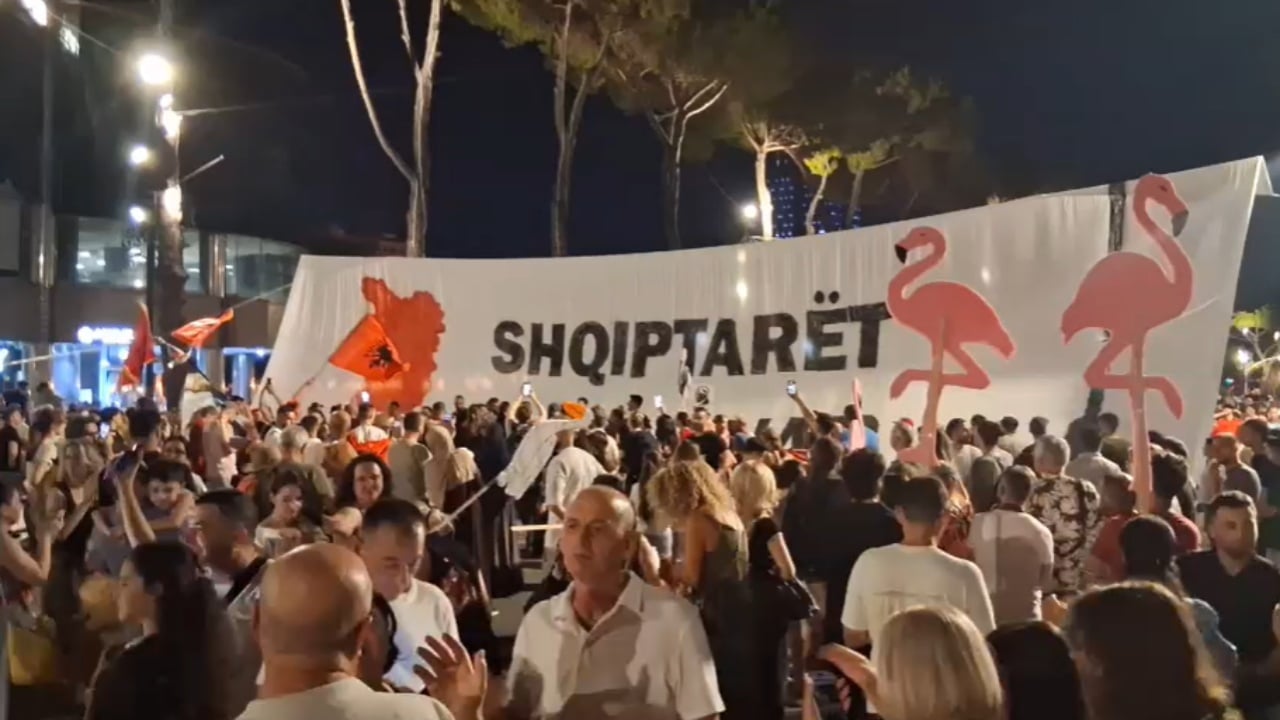 Marshim para Kryeministrisë, protesta shpall tubim në Shkodër kundër konsullatës serbe