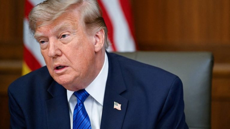 SHBA paralajmëroi qytetarët të largohen nga Lindja e Mesme, më pas Trump tërhoqi sulmet ndaj Iranit