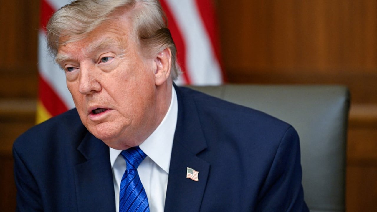 SHBA paralajmëroi qytetarët të largohen nga Lindja e Mesme, më pas Trump tërhoqi sulmet ndaj Iranit