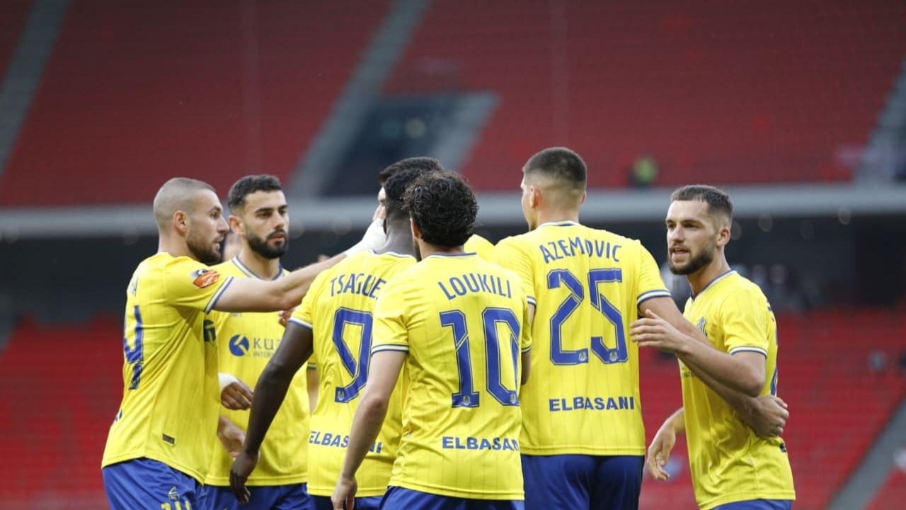 Shifrat e UEFA-s thellojnë hendekun: PSG merr më shumë se 75 klube të eliminuara bashkë