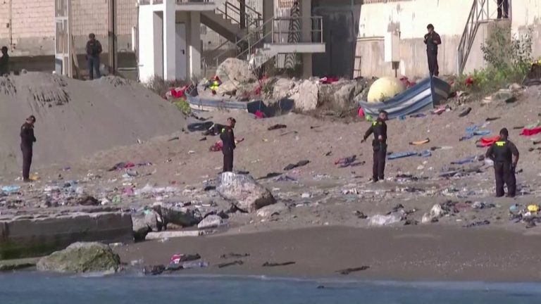 Kriza migratore zhvendoset pranë Ceutës, Fnideku nën presion nga mijëra të rinj