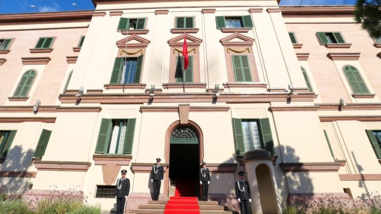 Ministria e Brendshme shpall “non grata” dy shtetas nga Maqedonia e Veriut