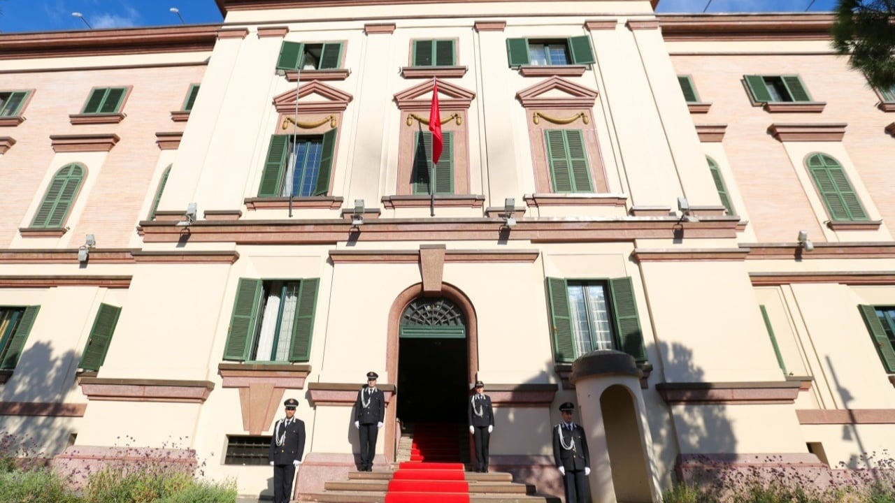 Ministria e Brendshme shpall “non grata” dy shtetas nga Maqedonia e Veriut