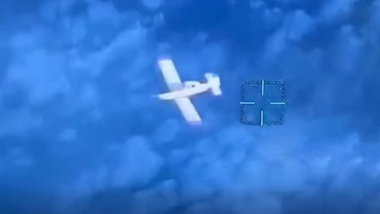 Rama nxjerr avionin e parë zjarrfikës në terren, por paralajmëron një gusht me rrezik zjarresh