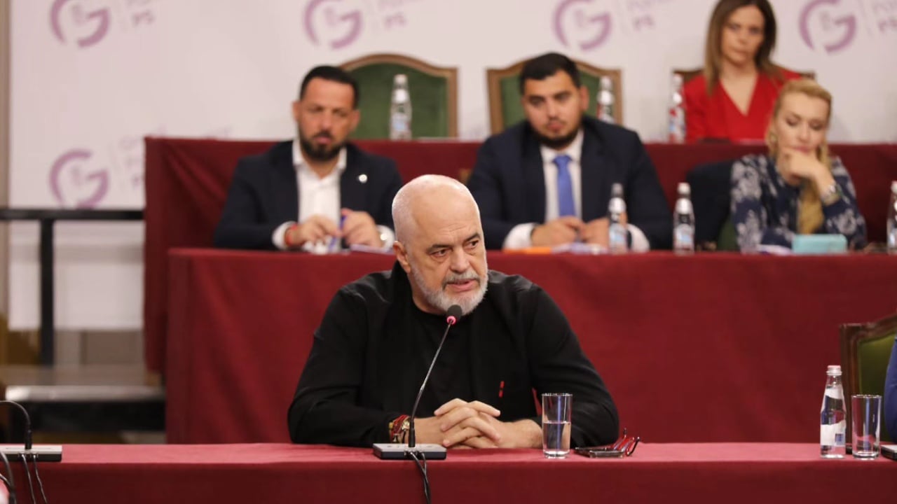 Rama flet për “momentin më të mirë”, por zgjerimi i BE mbetet nën dilema të forta