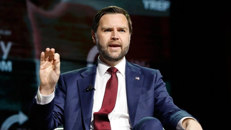 Financial Times: JD Vance i kërkoi Ukrainës të ndalojë sulmet ndaj cisternave në Detin e Zi