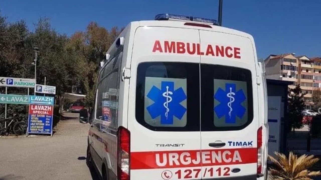 Aksident fatal në Lushnje, makina përfundon në kanal: humbin jetën dy gra rreth 50 vjeçe
