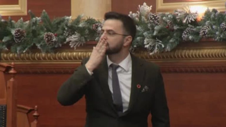 PD i drejtohet Avokatit të Popullit për “Smart City”, Shabani i kujton krizën e legjitimitetit
