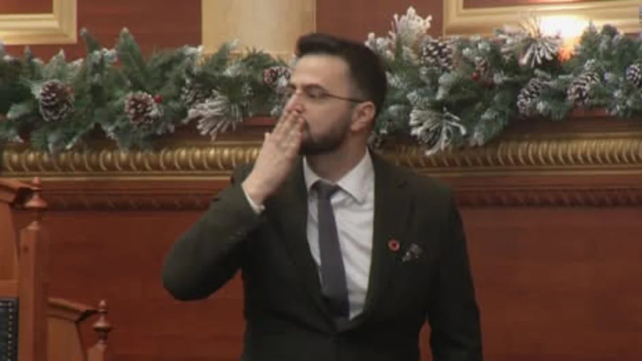PD i drejtohet Avokatit të Popullit për “Smart City”, Shabani i kujton krizën e legjitimitetit