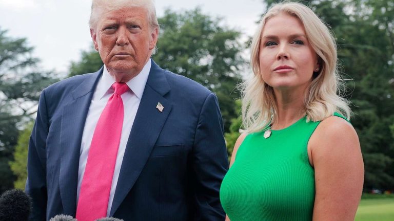 Trump njofton largimin e Karoline Leavitt nga posti i sekretares së shtypit