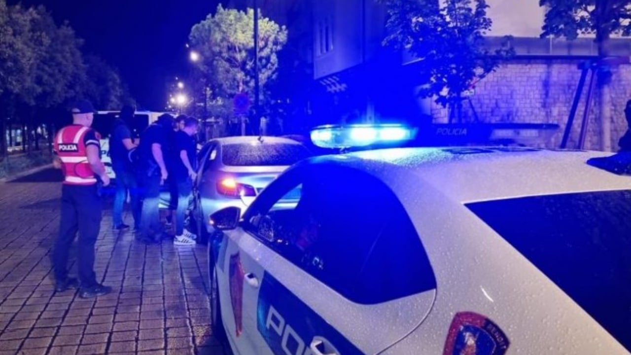 Arrestim në Astir: prangohet Siciljan Cakraj, i përmendur për vrasjen e Renis Dobrës