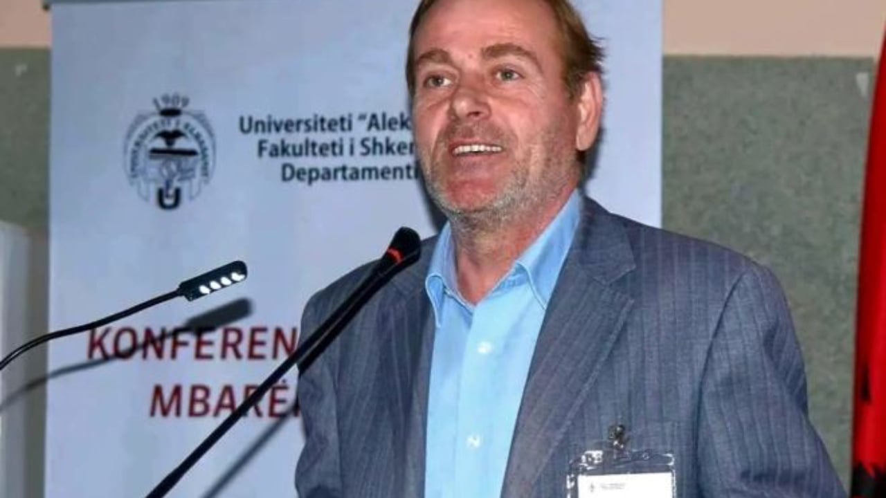Ndahet nga jeta Albert Riska, profesori i gjuhës shqipe në Universitetin e Elbasanit