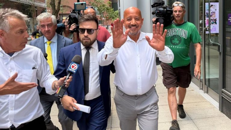Arrestohet kryebashkiaku i Lawrence në Massachusetts, nën akuza për abuzim me 1.5 mln dollarë COVID