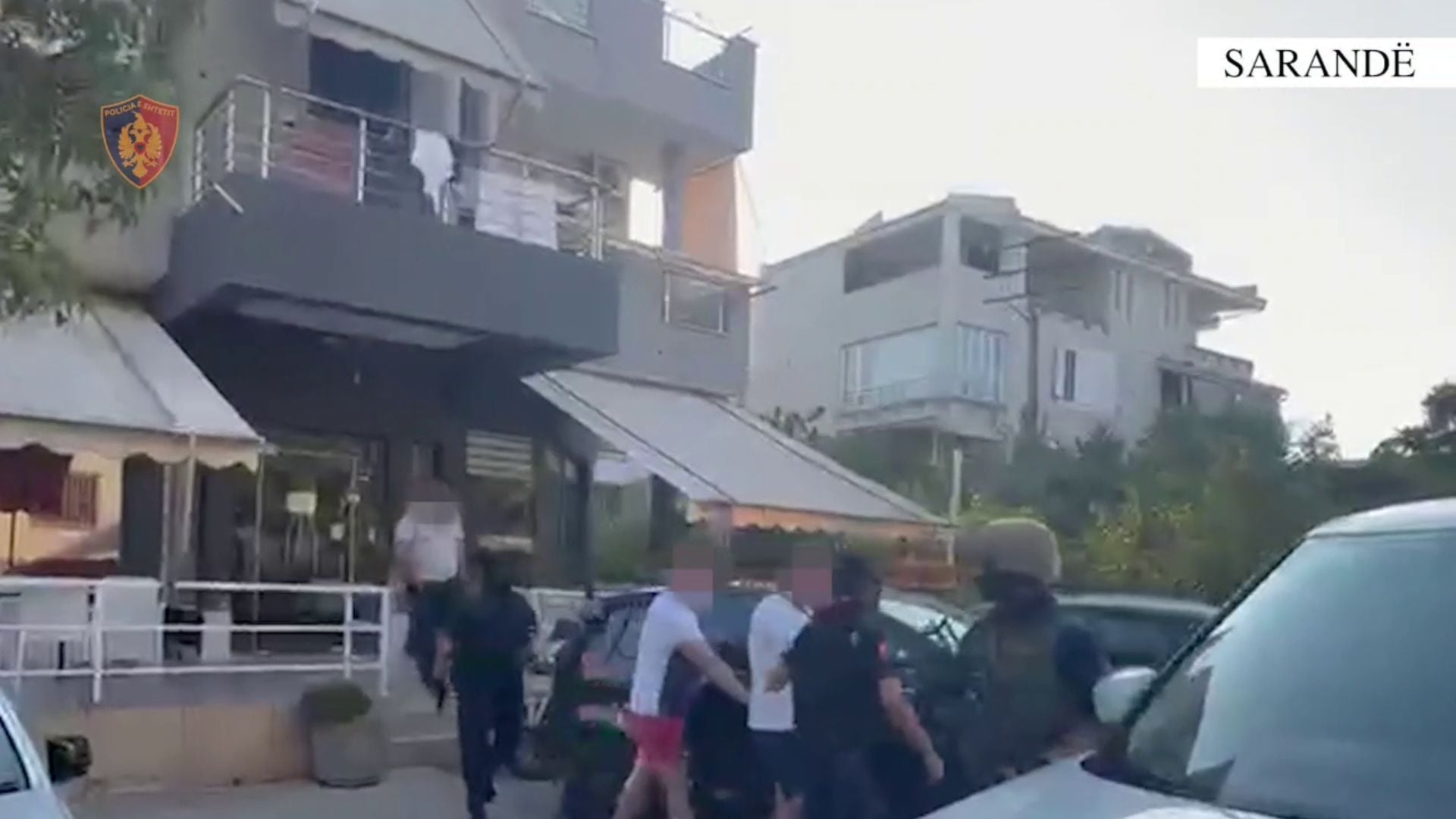 Sarandë: 6 të arrestuar pas dhunimit të shefit të Krimeve, pezullohen edhe dy policë