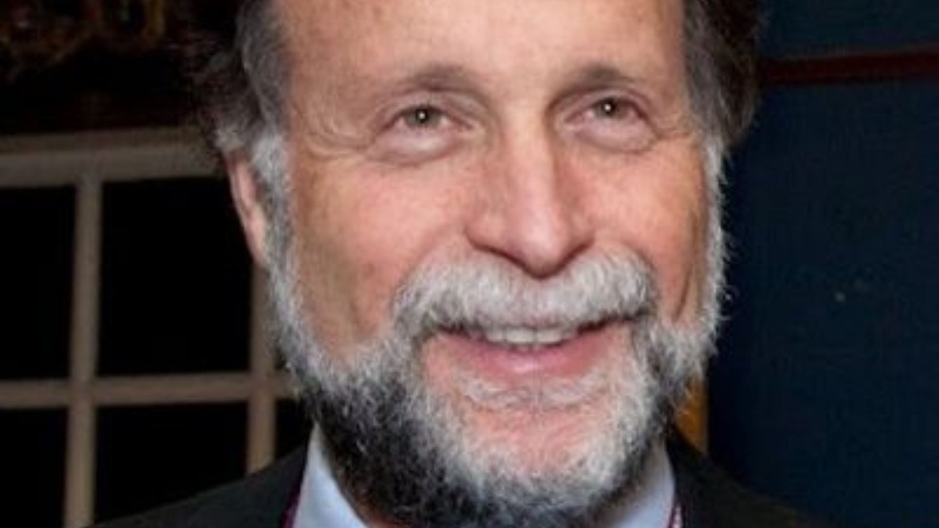 Debat për AI dhe etikën në media: profesori i Harvardit nën kritika pas artikullit kundër Trump