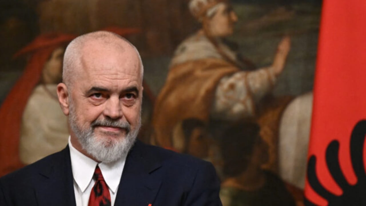 “Kryeministër i kujt je?” Analiza që vë Ramën përballë krizës së besimit