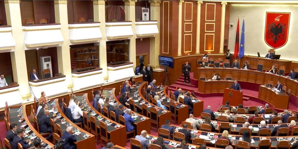Kuvendi i çon 32 rekomandime SPAK-ut: kërkon më pak paraburgim dhe më shumë konfiskim pasurish