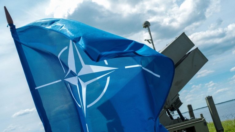 NATO reagon pas sinjalit nga Irani për baza amerikane në Europë: jemi gati për çdo kërcënim