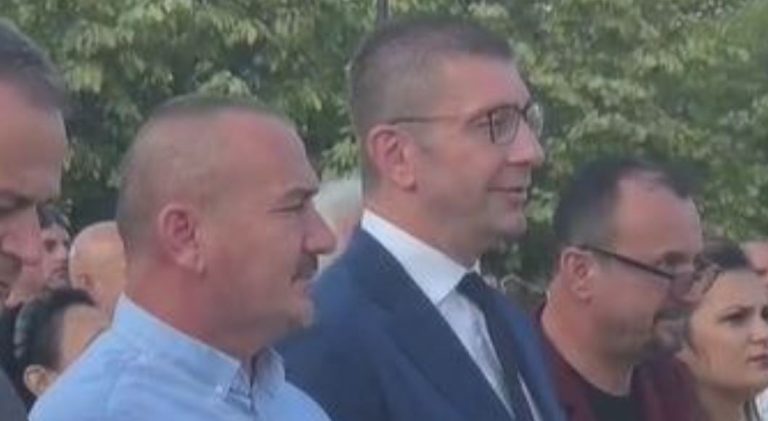 Mickoski sërish në Pustec pa himnin shqiptar, përsëritet shkelja e protokollit shtetëror