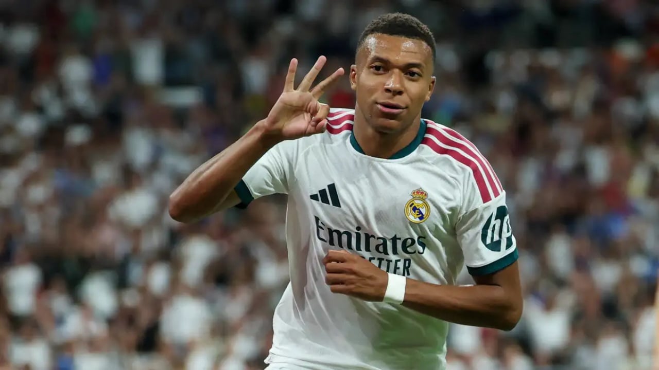 Mbappe rikthehet në garën për Topin e Artë, tripleta ndaj Sociedad ndez debatet