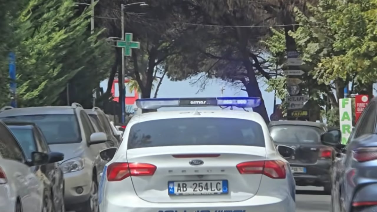 Dhuna ndaj kamerierit 18-vjeçar në Golem, gjykata lë në burg dy të dyshuarit