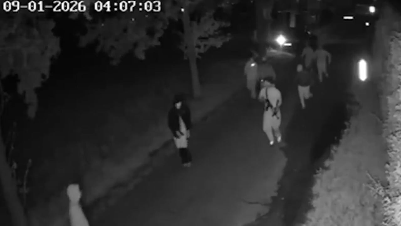 Të shtëna në Holandë, 1 i vdekur dhe 34 të arrestuar; dyshime për lidhje me një bos droge