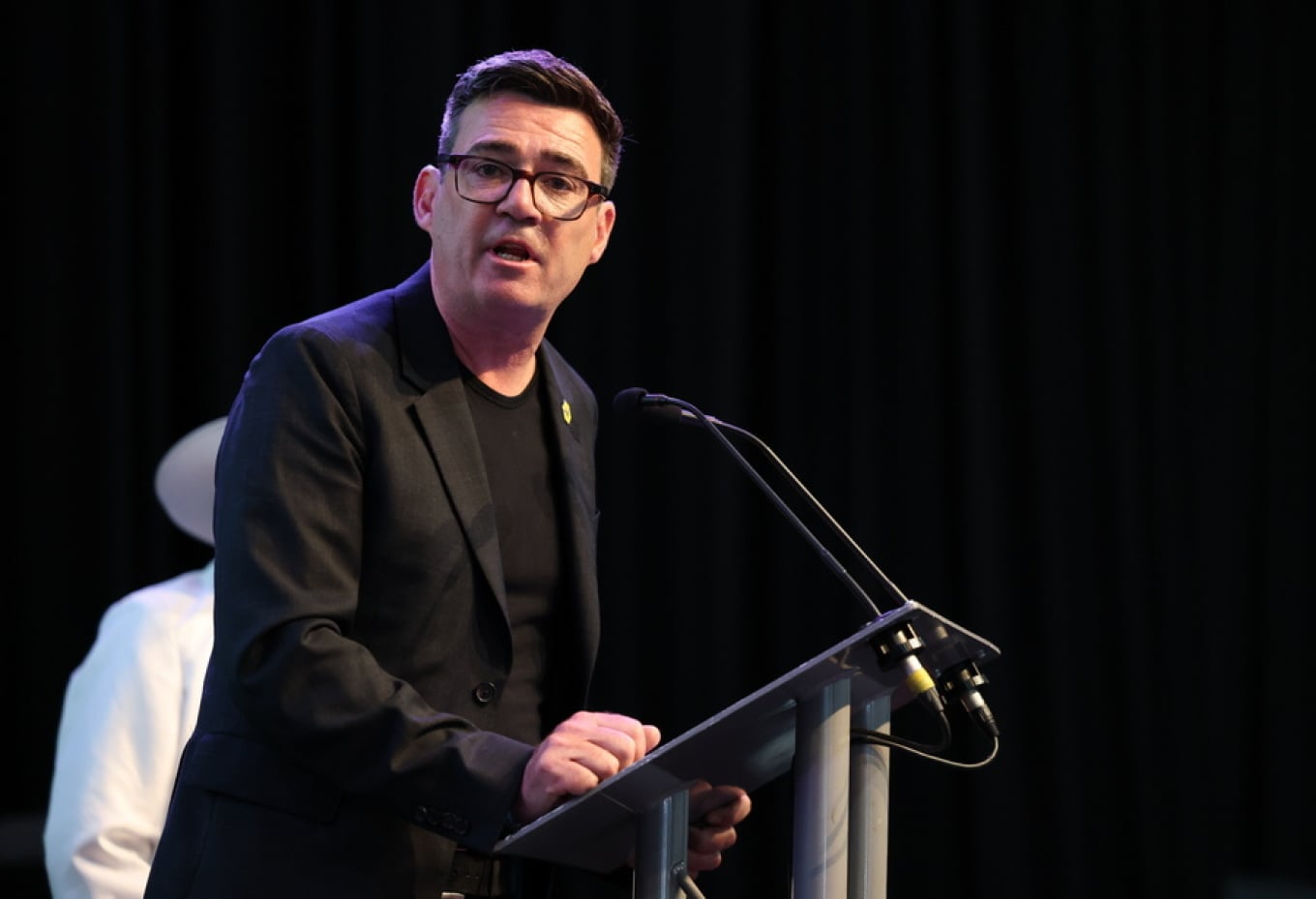 Andy Burnham sulmon Thatcher dhe Brexit: diagnoza e re e Londrës për krizën britanike