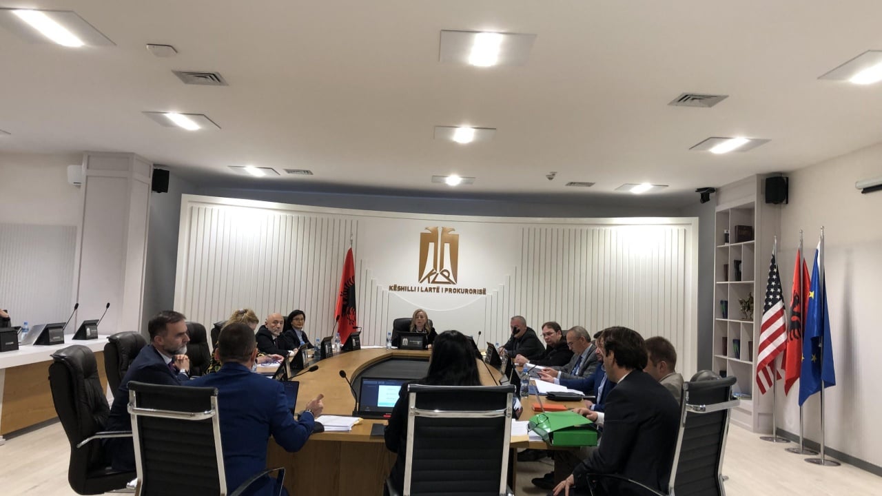 Garë e bllokuar në KLP për Prokurorin e Përgjithshëm, zinxhir përjashtimesh mes anëtarëve