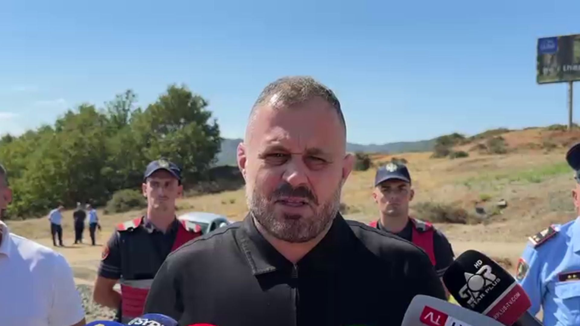 Vrasja në Mirditë, Policia pranon një të shoqëruar: makina e djegur pa armë