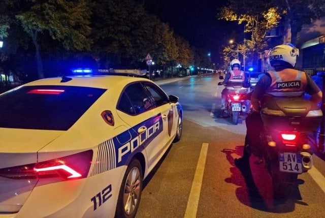 Plagosje me mjet prerës te ish-Parku, 26-vjeçari në spital; policia shoqëron 53-vjeçarin
