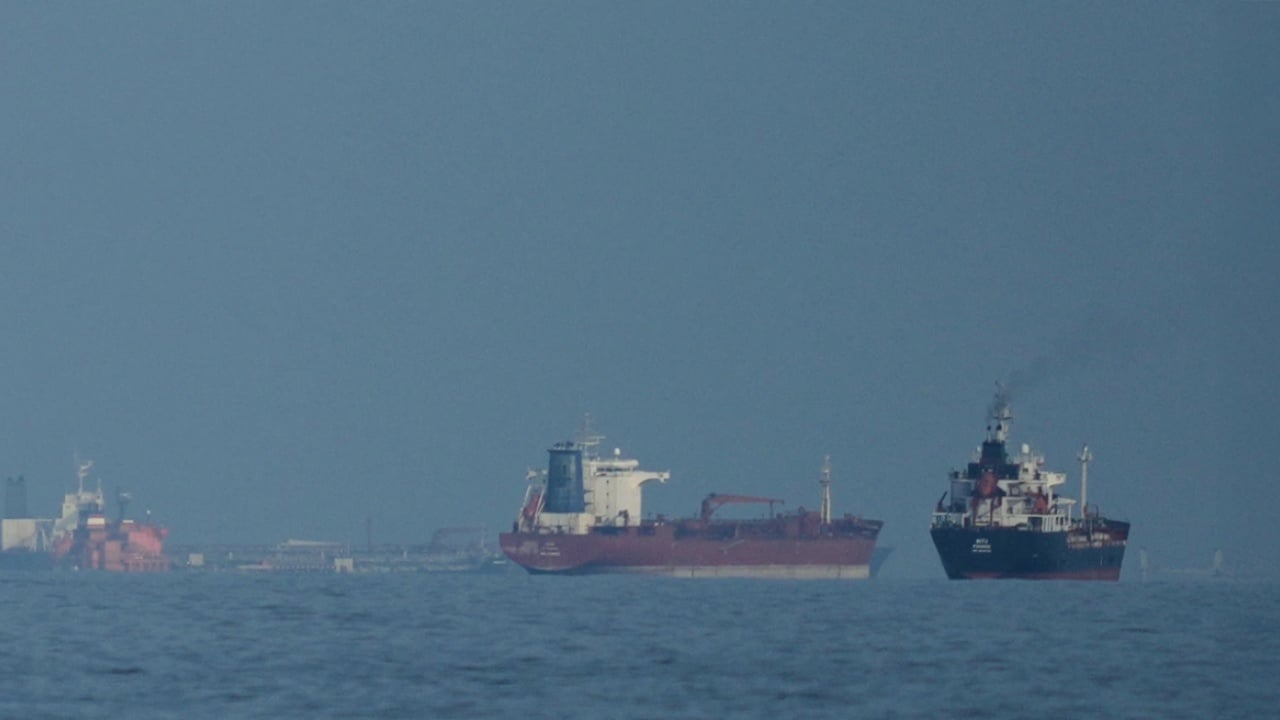 SHBA-Iran, sulme ndaj cisternave në Hormuz: përshkallëzohet kriza në korridorin e naftës