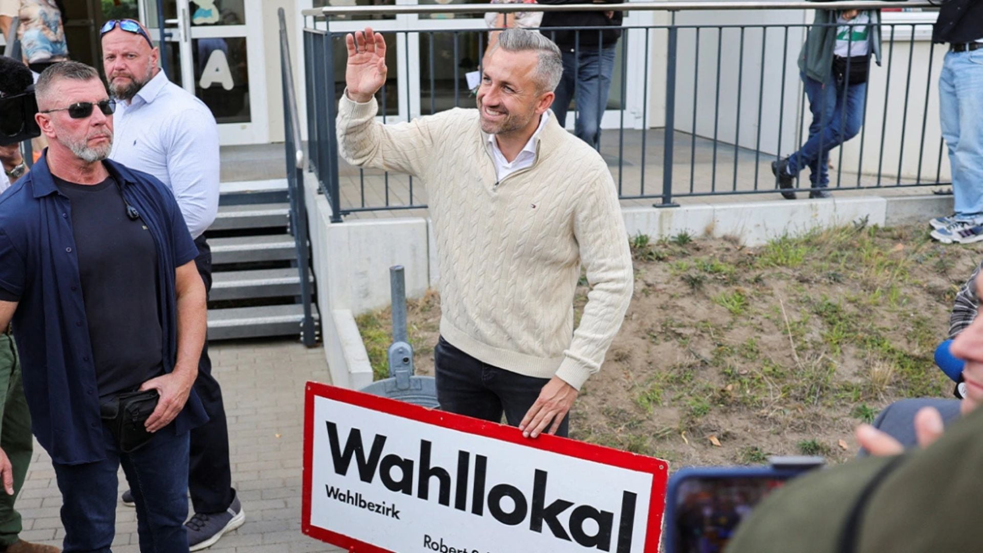 Sondazhet në Saksoni-Anhalt: AfD 44.5%, CDU bie në 18.5% dhe hapet kriza politike
