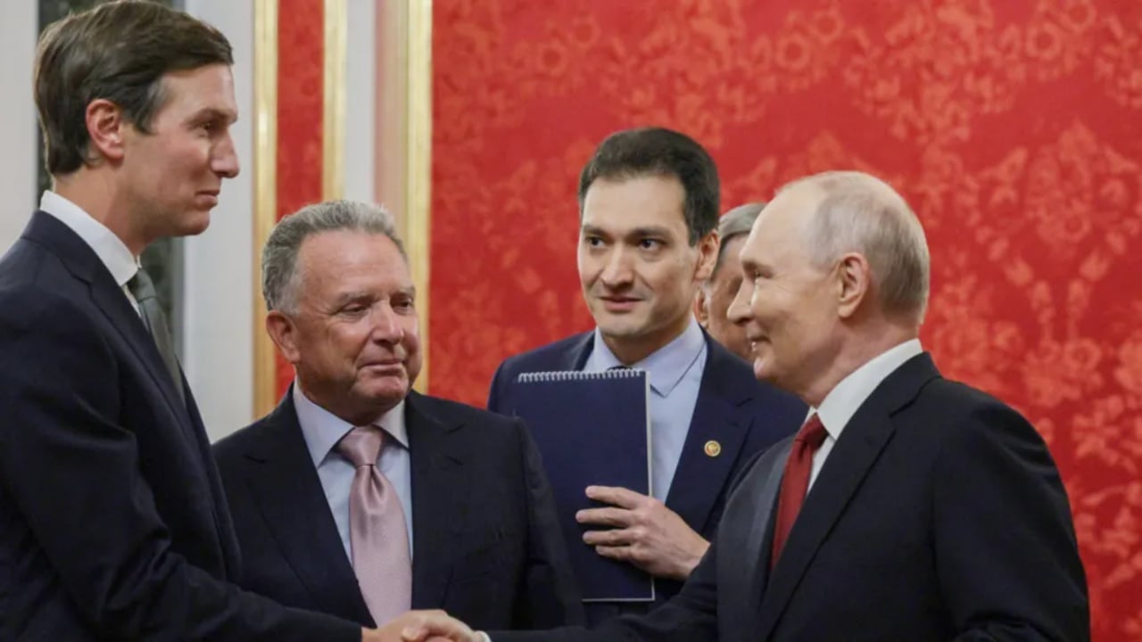 Takimi në Moskë mes të dërguarve të Trump dhe Putinit hap një tjetër raund të paqartë për Ukrainën