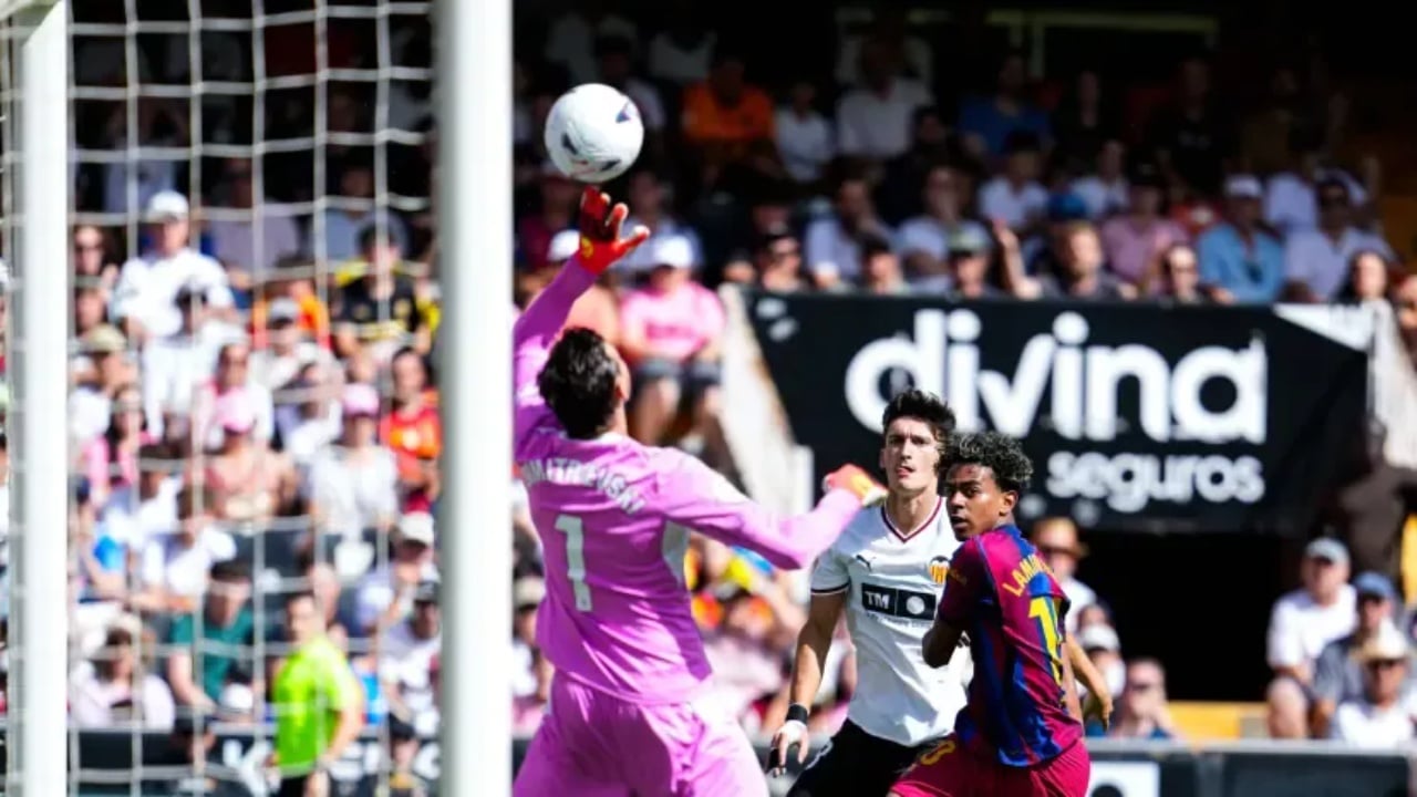 Barcelona shkatërron Valencian 5-0 dhe del e vetme në krye të La Liga-s