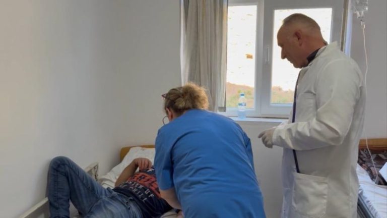 139 të prekur në Fushë-Arrëz, raporti i ISHP lidh shpërthimin me ujin e pijshëm