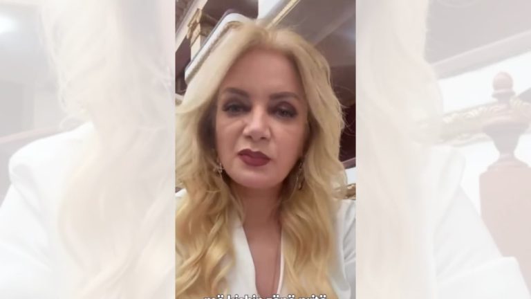 Iris Luarasi denoncon përplasjen te hyrja e Parlamentit: “Më zunë pritë me sharje”
