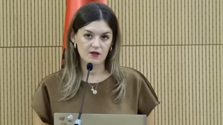 Gjyqtarët paralajmërojnë përshkallëzim: zhbllokoni pagat dhe zbatoni vendimin e Kushtetueses