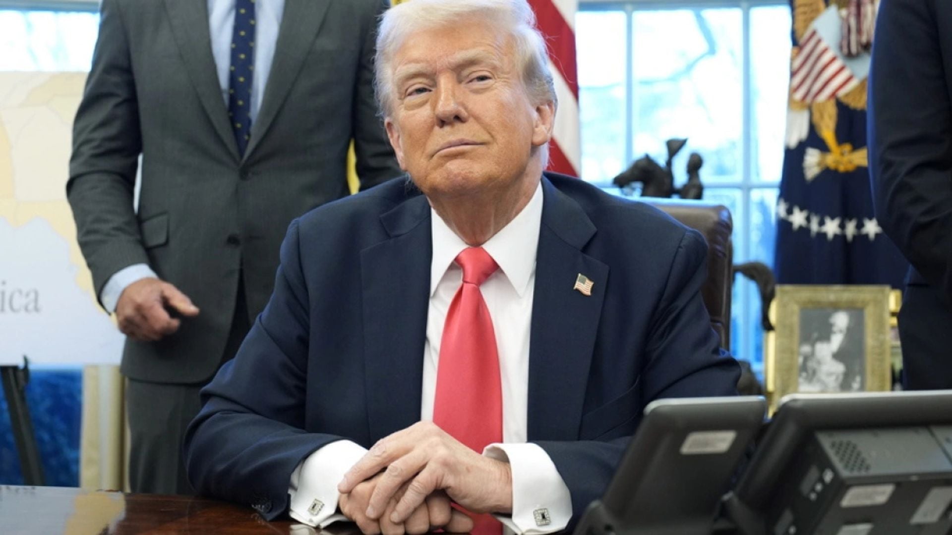 Trump lidh fundin e luftës me Iranin me zgjedhjet e nëntorit, ndërsa nafta mbetet e shtrenjtë
