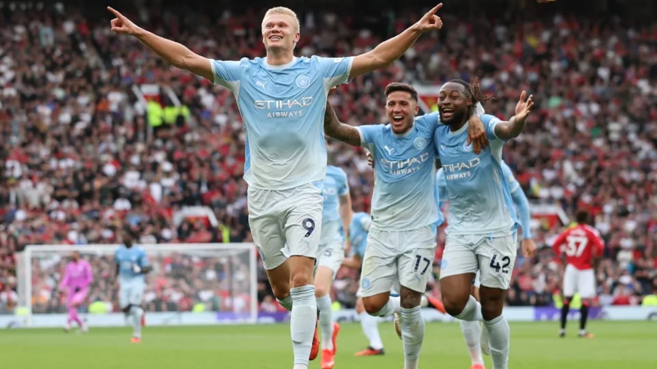 Manchester City fiton derbin me 10 lojtarë, United bie në Old Trafford