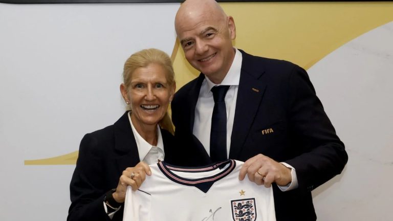 “Hapni dosjet” në FIFA, Federata Angleze kërkon hetim për Infantino dhe Balogun