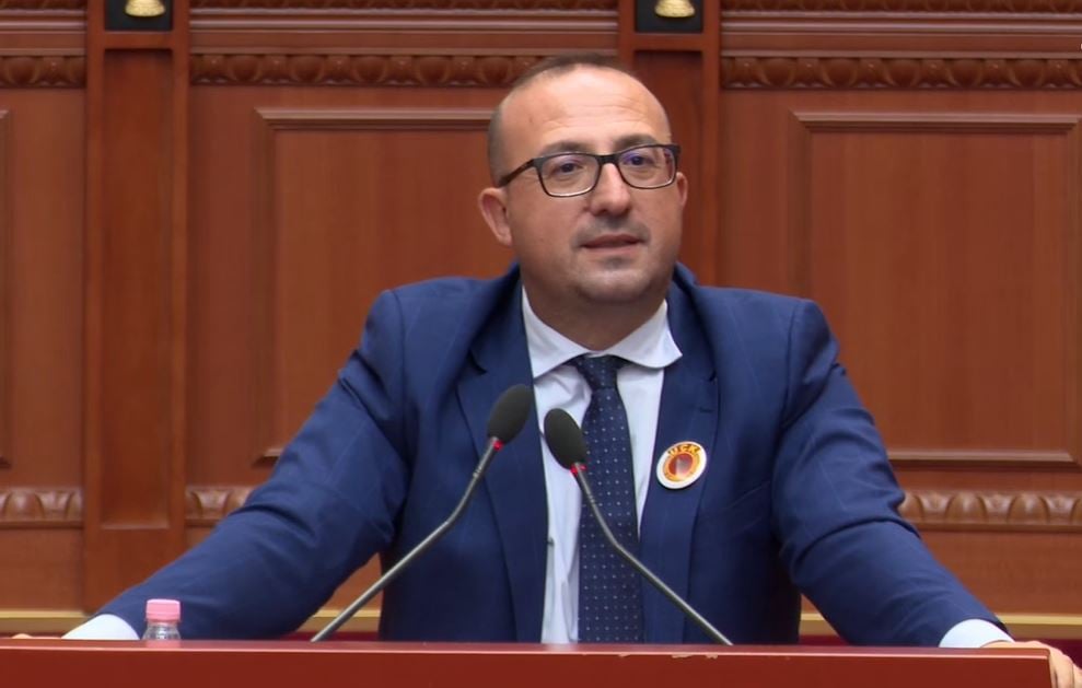 “Në fshat jemi ende me parmendë”, Korreshi godet qeverinë për IA dhe shëndetësinë