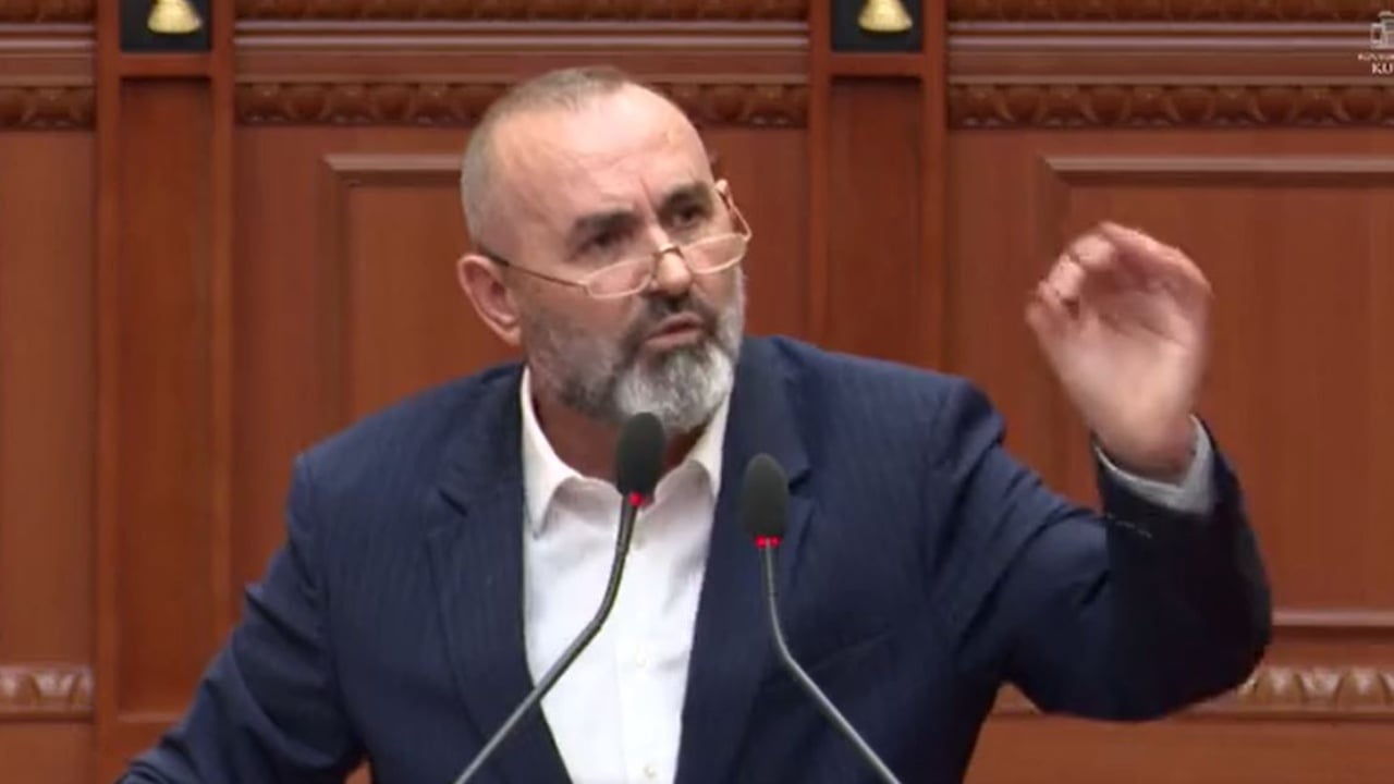 Pagat e magjistratëve, Manja tërhiqet nga shtesat 80% dhe mbron votimin në Kuvend