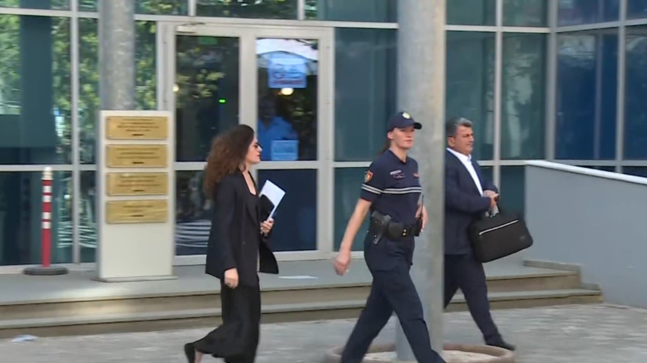 Vlora Hyseni del nga GJKKO, i komunikohet “arrest në shtëpi” dhe hesht për përgjimet e SPAK
