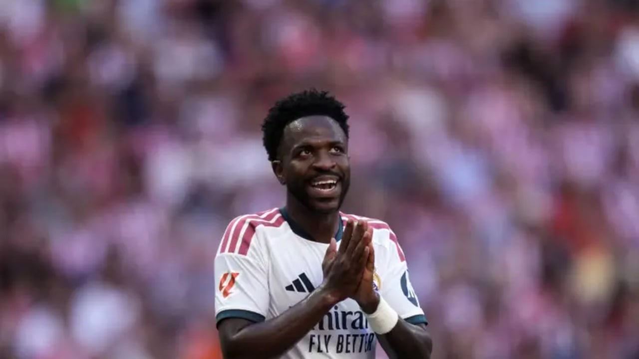 Teoria për ‘sozine’ e Vinicius shpërthen në rrjet, por pretendimet mbeten pa prova