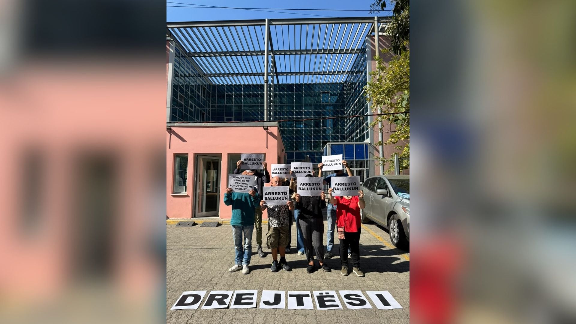 “Arresto Ballukun”/ Protestë para SPAK, qytetarët kërkojnë përgjegjësi dhe jo shpjegime