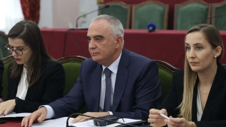 Komisioneri kërkon ndalimin e videove intime në rrjete: publikimi mund të sjellë pasoja ligjore