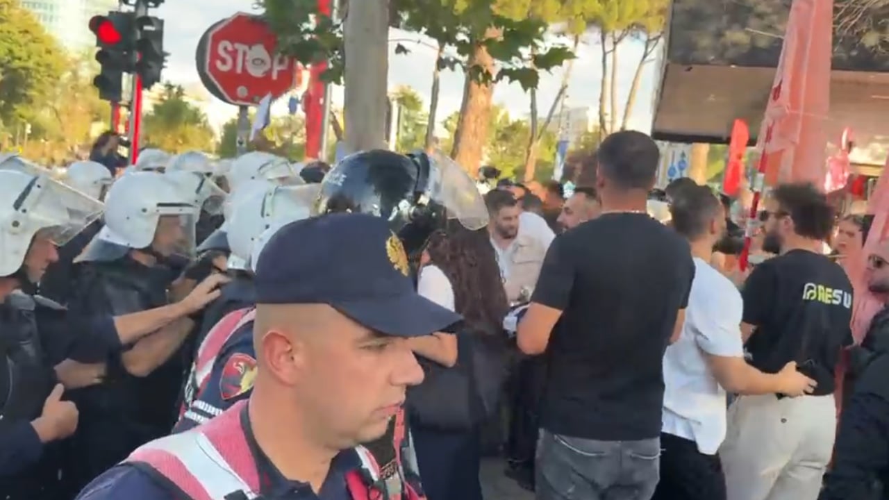 Rama pret Von der Leyen në Kryeministri, protestë pranë godinës dhe përplasje me policinë